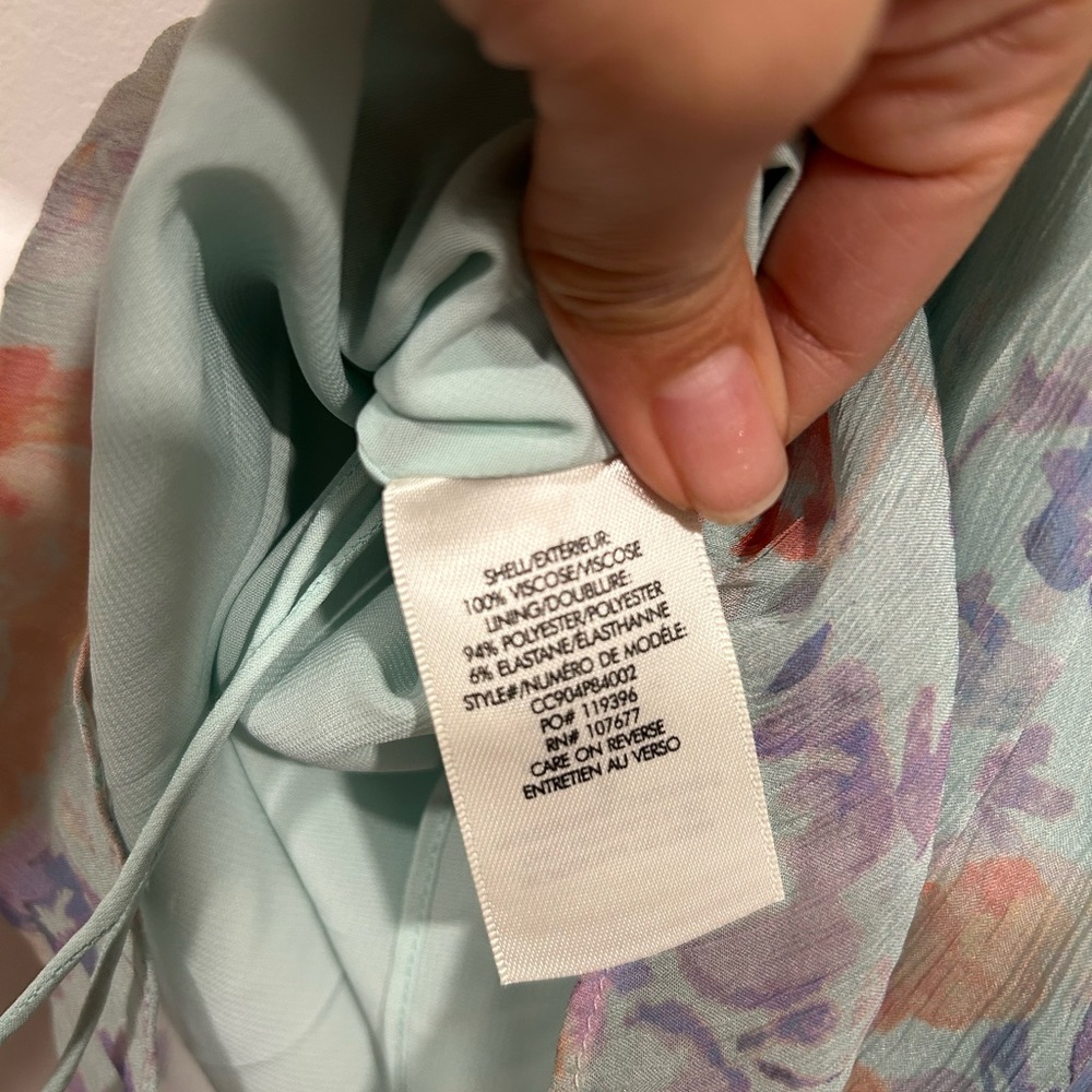 Alice + Olivia Floral Smocked High Neck Blouse Blue Sleeveless Small - Picture 3 of 12